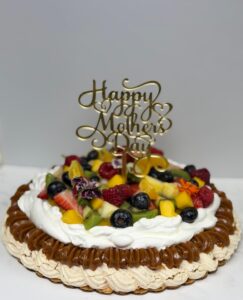 Tropical Nutty Pavlova